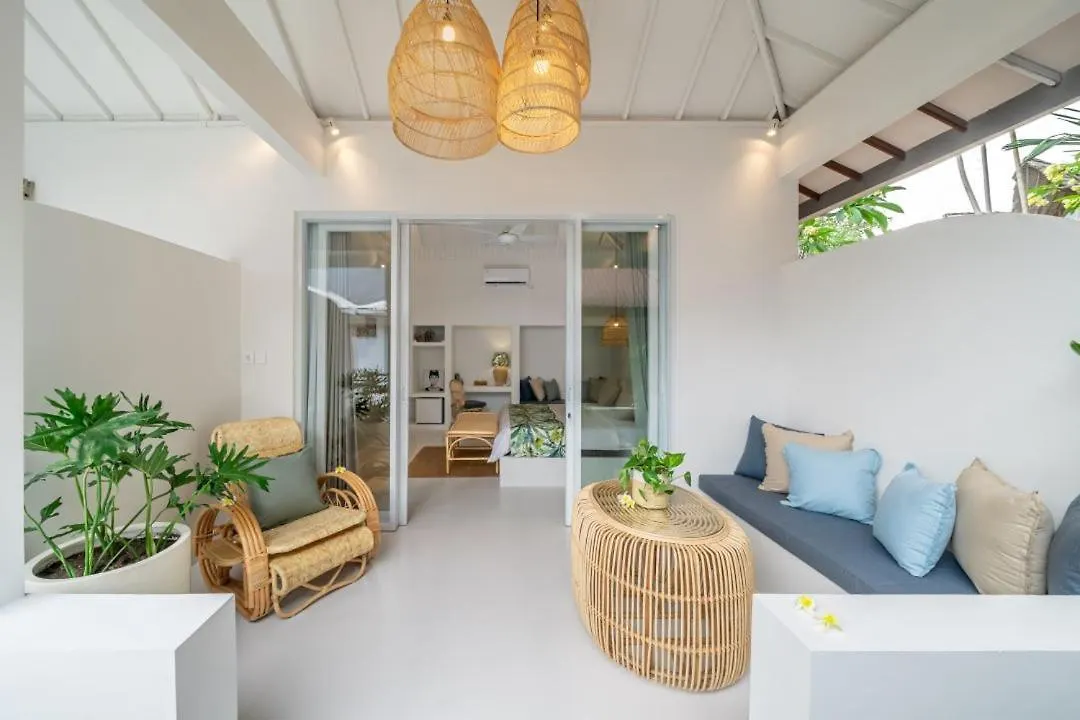 The Hepburn Stylish Single Room Guesthouse With Shared Pool 900M From Seminyak Beach Pensión
